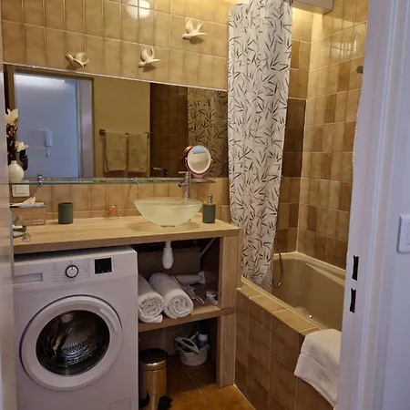 L'estivaliere Apartment *